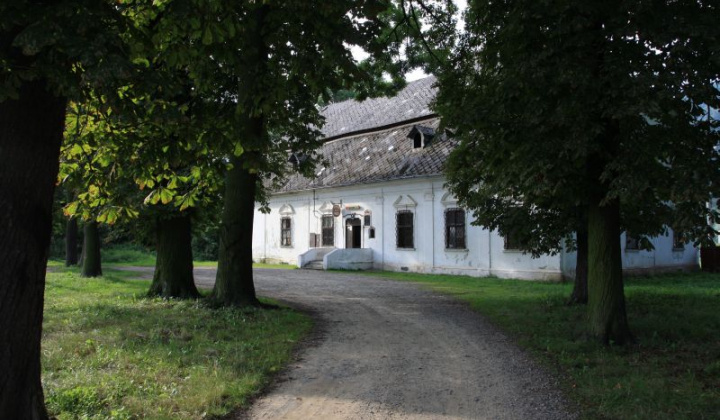 1. fotografia fotogalérie Zaujímavosti / Barokový kaštieľ  - foto