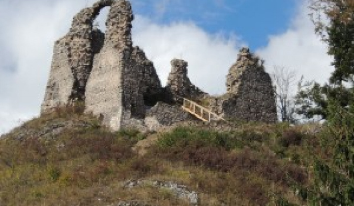 1. fotografia fotogalérie Zaujímavosti / Hanigovský hrad - foto
